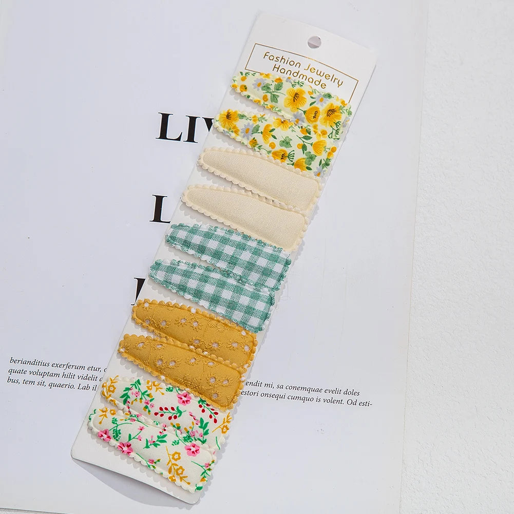 CUTE COLORFUL CLIPS