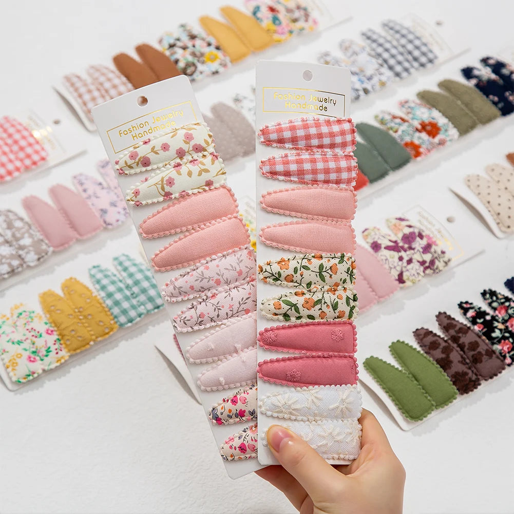 CUTE COLORFUL CLIPS