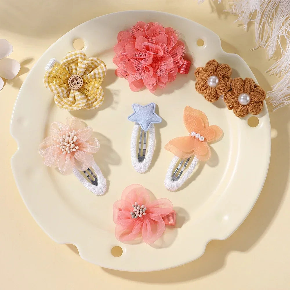 Tiny bows & Clips