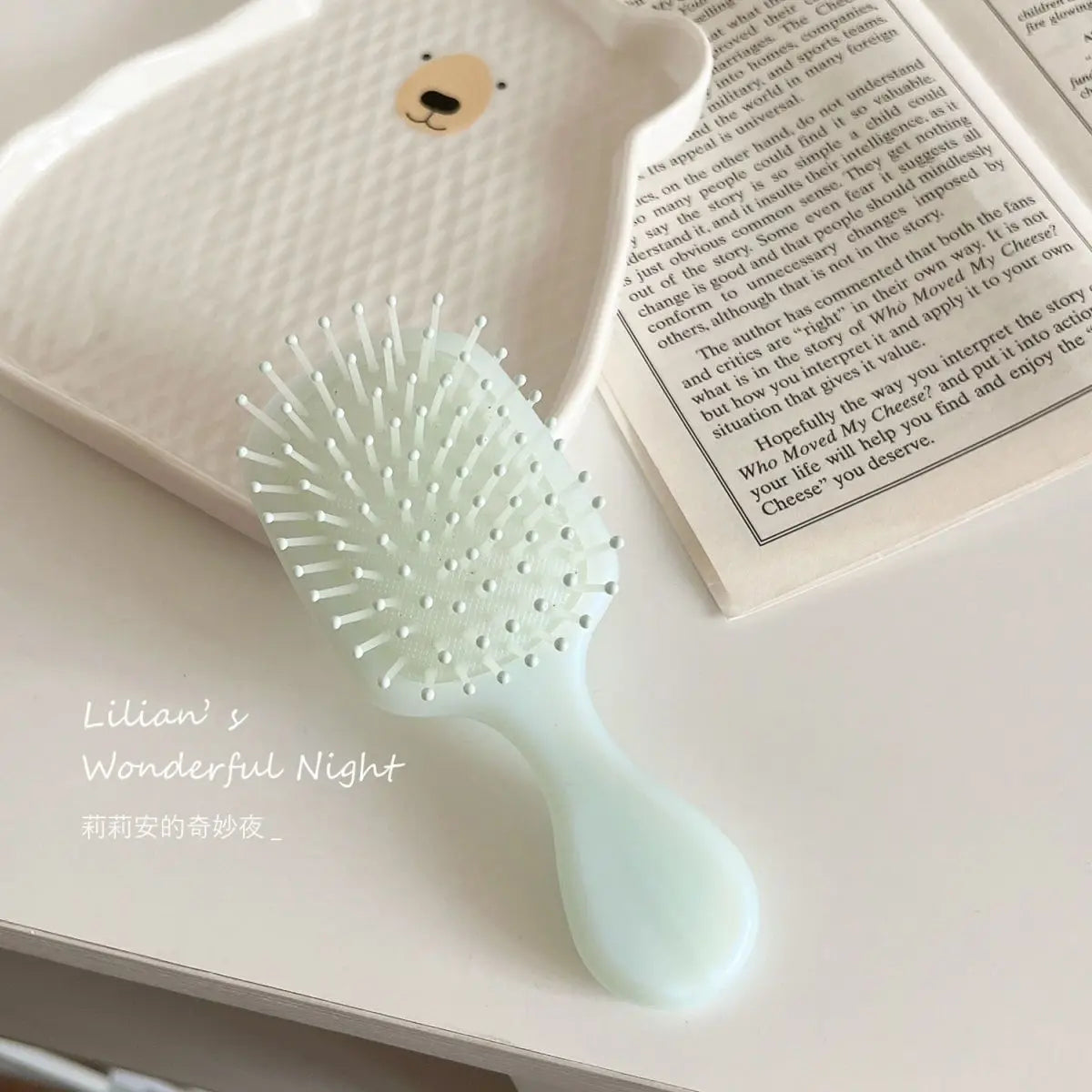 CUTENESS HAIRBRUSH