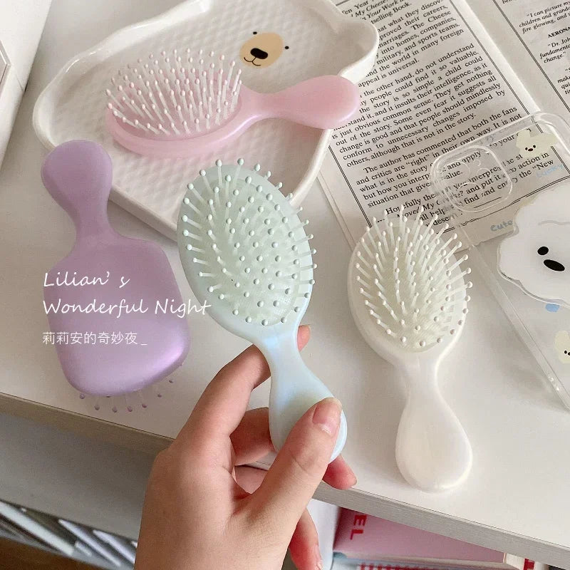 CUTENESS HAIRBRUSH